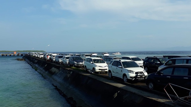 Sepi Turis di Bali, Perang Tarif Angkutan Wisata di Nusa Penida Marak (176084)