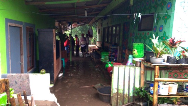 Ade Yasin Akan Bahas Relokasi Warga Terdampak Banjir Bandang Gunung Mas Puncak (119402)