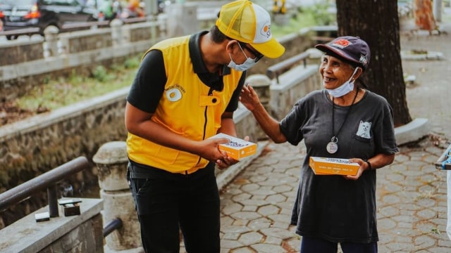 Berbagi Sarapan, program berbagi makanan untuk kaum dhuafa Foto: Dok.BerbagiSarapan/Instagram
