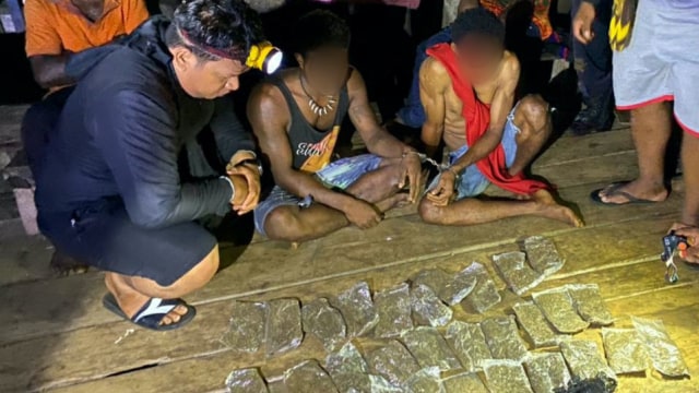 Pengedar ganja asal Papua Nugini yang ditangkap di Kota Jayapura. (Dok Humas Polresta Jayapura Kota)