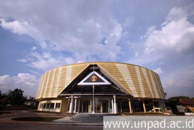 Universitas Padjadjaran – Bandung, Jawa Barat Foto : ketik.unpad.ac.id