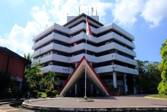 Universitas Hasanuddin – Makasar, Sulawesi Selatan Foto :  unhas.ac.id