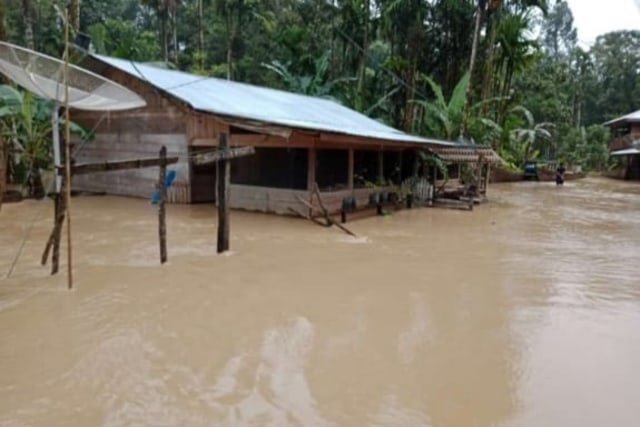 Banjir di Kabupaten Aceh Timur menimpa enam desa sejak Rabu (20/1) dini hari. Foto: Dok. BPBA