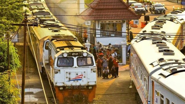 Bagaimana Kebijakan Manajemen Kereta Api Indonesia Saat Pandemi?