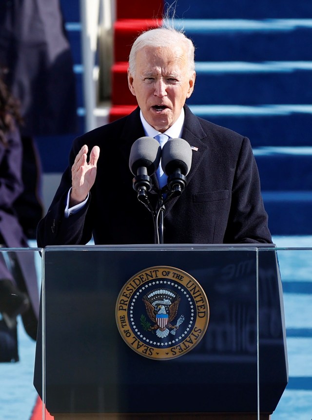 Presiden Amerika Serikat Joe Biden menyampaikan pidato usai dilantik sebagai Presiden Amerika Serikat di Front Barat Capitol AS di Washington, AS, Rabu (20/1).
 Foto: Patrick Semansky/Pool/REUTERS