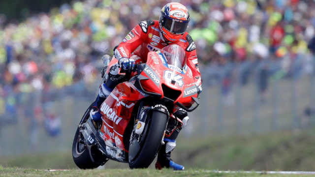 Aksi pebalap Ducati, Andrea Dovizioso. Foto: REUTERS/David W Cerny