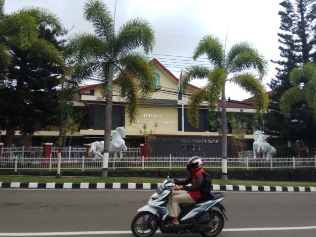 Kantor DPRD Kabupaten Kuningan, Jawa Barat. (Andri Yanto)