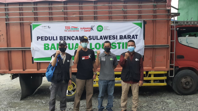 Peduli Bencana Sulawesi Barat, IZI berangkatkan bantuan darI PT. Tri Jaya Lestari. Doc. IZI Sulteng.