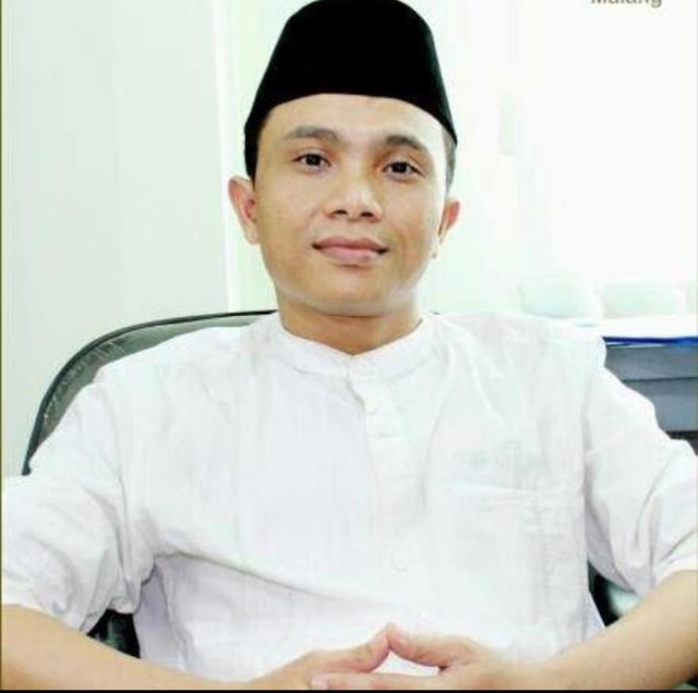 Wakil Rektor II Unira, Dr Helmi Muhammad SE MM. Foto: dok