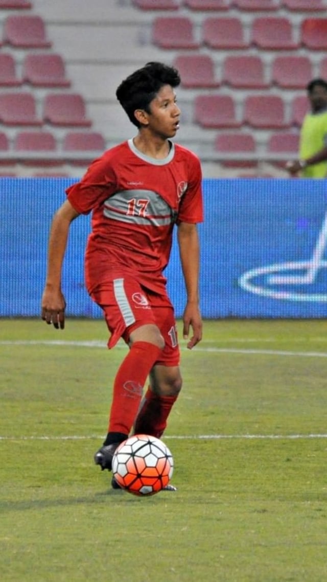 Khuwailid Mustafa, pesepak bola keturunan Indonesia di Qatar. Foto: Instagram/@khuwailidmustafa