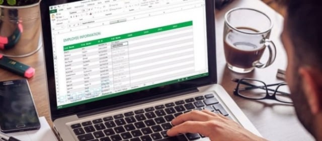 Menyelesaikan Perhitungan dengan Microsoft Excel. Foto: dok Unesc