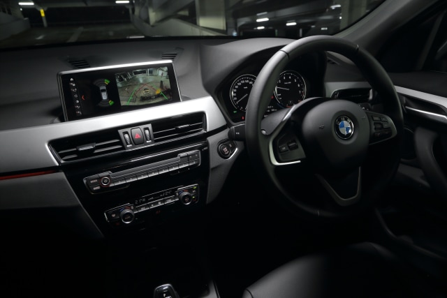 Jadi SUV Termurah BMW, Apa Saja Fitur yang Ditawarkan X1 sDrive18i? (17)