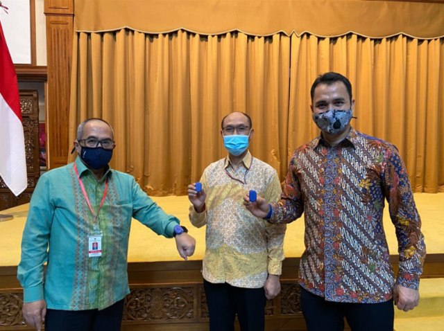 Cara Kerja Alat Tracing COVID-19 BluePass yang Diuji Coba BNPB (98237)