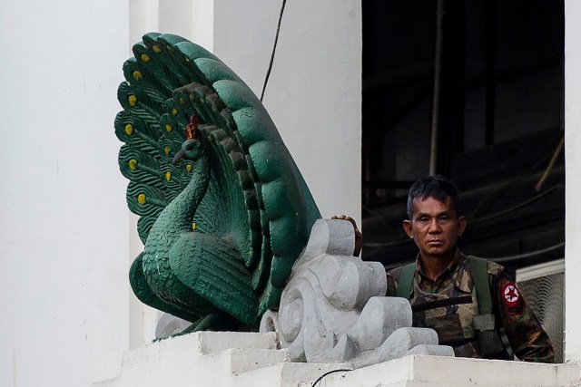 Pertempuran Antara Militer dan Pemberontak Myanmar Pecah di Perbatasan Thailand (567153)