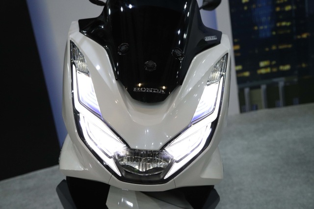 Lampu depan all new Honda PCX e:HEV Foto: dok. AHM