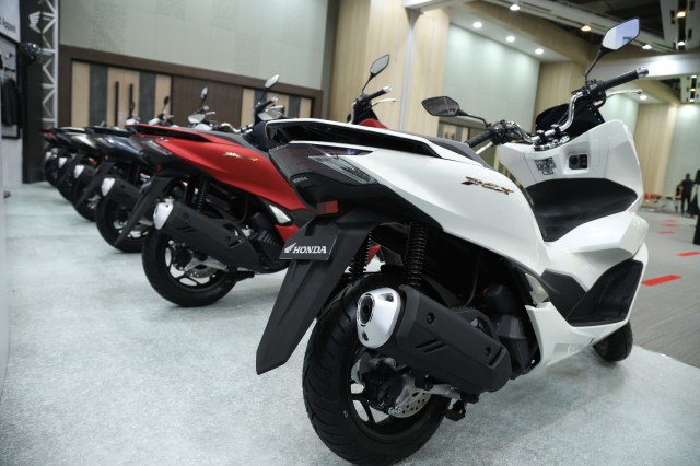 1.000-an Unit Honda PCX 160 Terjual di Wahana, Ada Inden? (66465)