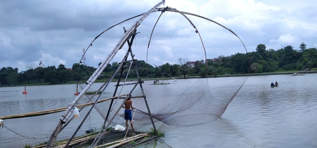 Tangkul yang ada di Danau Sipin, Kota Jambi. Foto: M. Sobar Alfahri/Jambikita.id