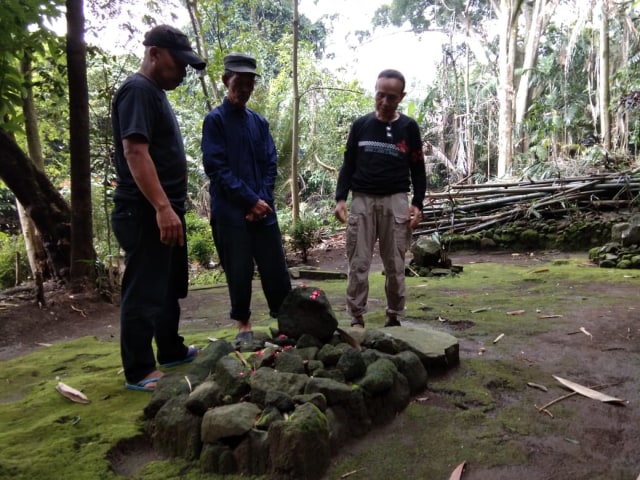 Misteri Batu Bundar dan Batu Sunan Kalijaga yang Hilang di Kuningan (4211)