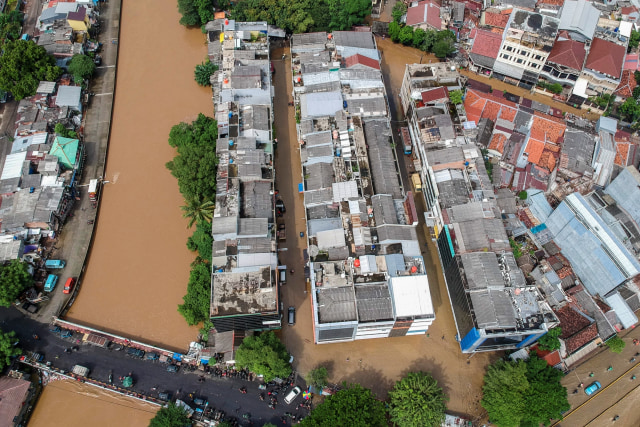 Titik Banjir Di Jakarta Bertambah Jadi 47 RW | Kumparan.com