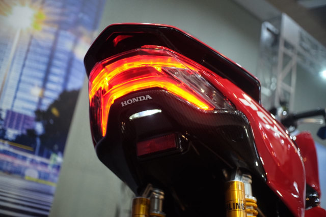 Referensi Modifikasi Honda PCX 160 Sporty, Cocok Buat yang Ingin Tampil Racy (194443)