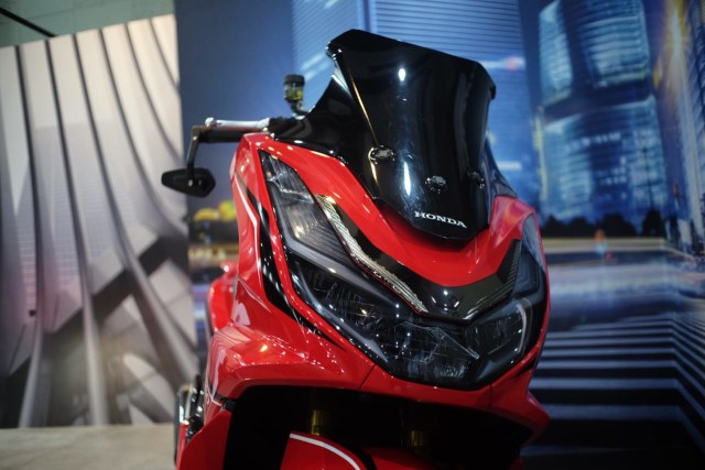 Referensi Modifikasi Honda PCX 160 Sporty, Cocok Buat yang Ingin Tampil Racy (194441)