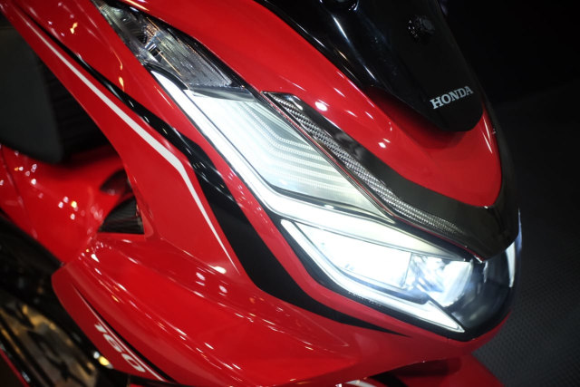 Referensi Modifikasi Honda PCX 160 Sporty, Cocok Buat yang Ingin Tampil Racy (194430)