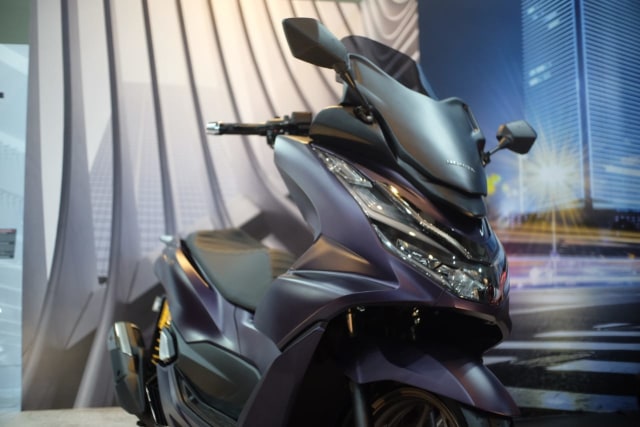Baru Meluncur, All New Honda PCX 160 Langsung Dirombak ala Premium Luxury (5706)