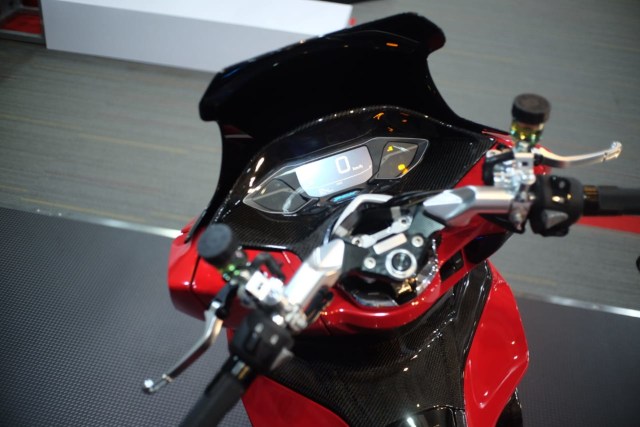 Referensi Modifikasi Honda PCX 160 Sporty, Cocok Buat yang Ingin Tampil Racy (194447)