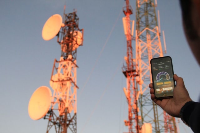 Jaringan Telekomunikasi di Sumsel Mulai Terapkan Energi Ramah Lingkungan (498517)