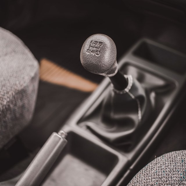 Pertanda Kamu Sudah Jago Nyetir Mobil Manual (72960)