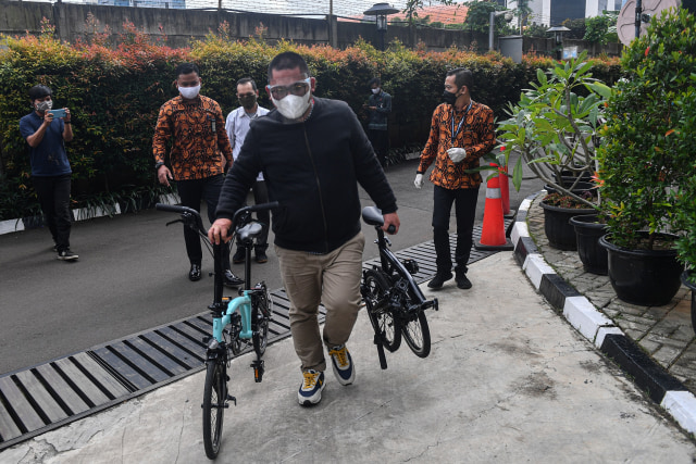 Penyidik KPK Praswad usai Disanksi Etik: Risiko Bongkar Kasus Bansos Rp 6,4 T (64601)
