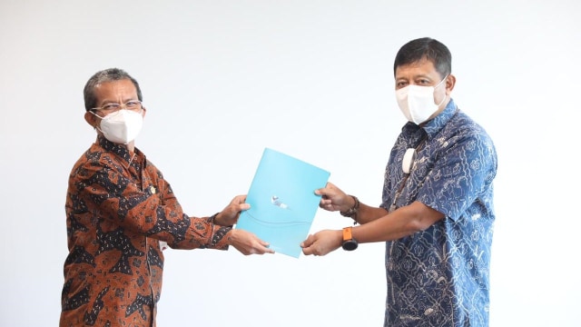 Kemendagri terima satu juta masker dari Kementerian BUMN. Foto: Kemendagri RI