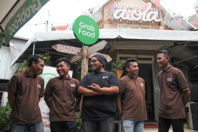 Aiola Eatery termasuk salah satu UMKM kuliner yang bisa #TerusUsaha berkat teknologi. Foto: dok. Grab Indonesia