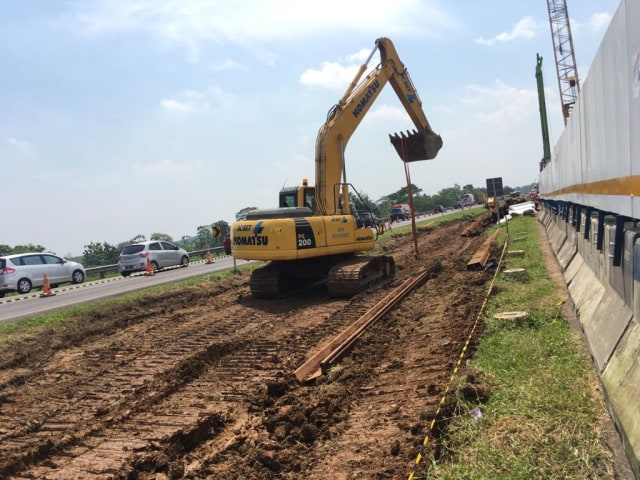 Proyek Jalan Sementara di Tol Cipali yang Amblas Ditargetkan Selesai 10 Hari (32893)