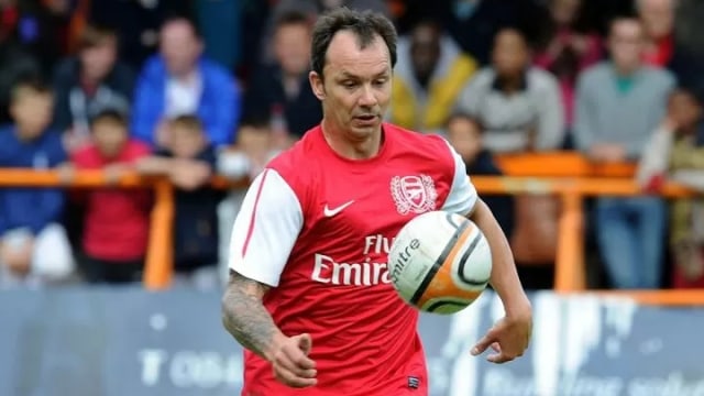 Mantan pemain Arsenal, David Hillier. Foto: Getty Images