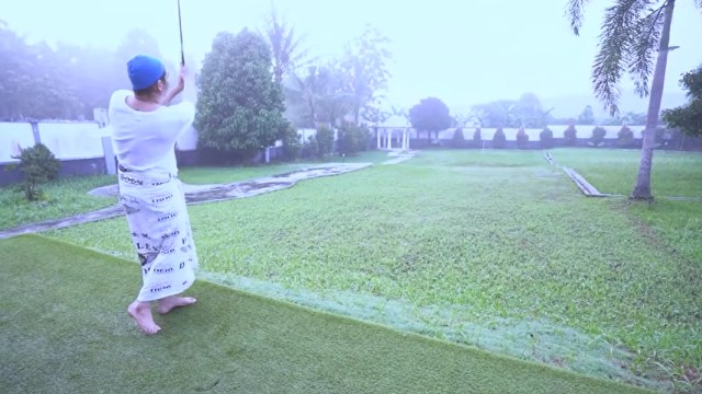 5 Selebriti yang Punya Area Olahraga Sendiri di Rumah (144479)
