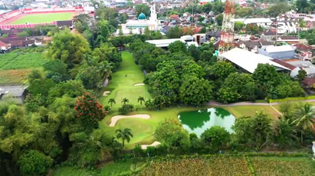 5 Selebriti yang Punya Area Olahraga Sendiri di Rumah (144482)