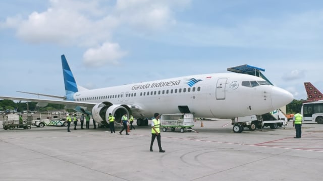 Pesawat Garuda rute Makassar-Gorontalo mengalami kerusakan pada mesin, putar balik ke Bandara Sultan Hassanudin Makassar. Foto: Dok. Istimewa