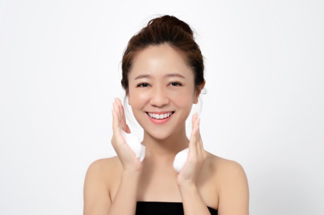Cara Cegah Timbulnya Jerawat Akibat Pakai Masker (257943)