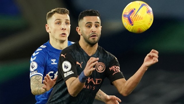 Pertandingan Everton vs Manchester City di Goodison Park, Liverpool, Inggris, Rabu (17/2). Foto: Pool via REUTERS