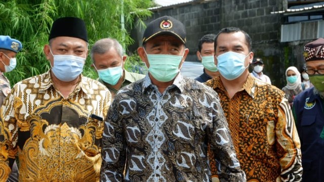 Menko PMK Tinjau Bakauheni: Pemudik yang Menyeberang Harus Bebas COVID (313361)