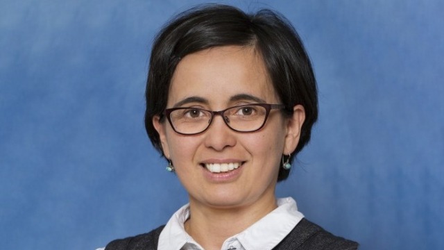 Dr Ines Atmosukarto, ahli biomolekuler dan vaksinolog. Foto: jcsmr.anu.edu.au
