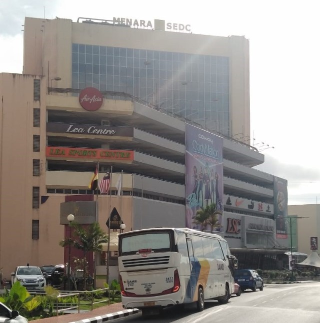 Bus Damri di luar negeri. Foto: dok. Istimewa