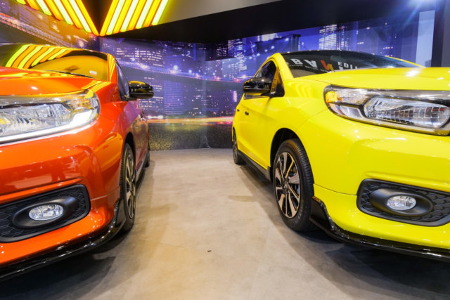 Foto: Perbedaan Honda Brio Urbanite Edition dengan Varian RS (118947)
