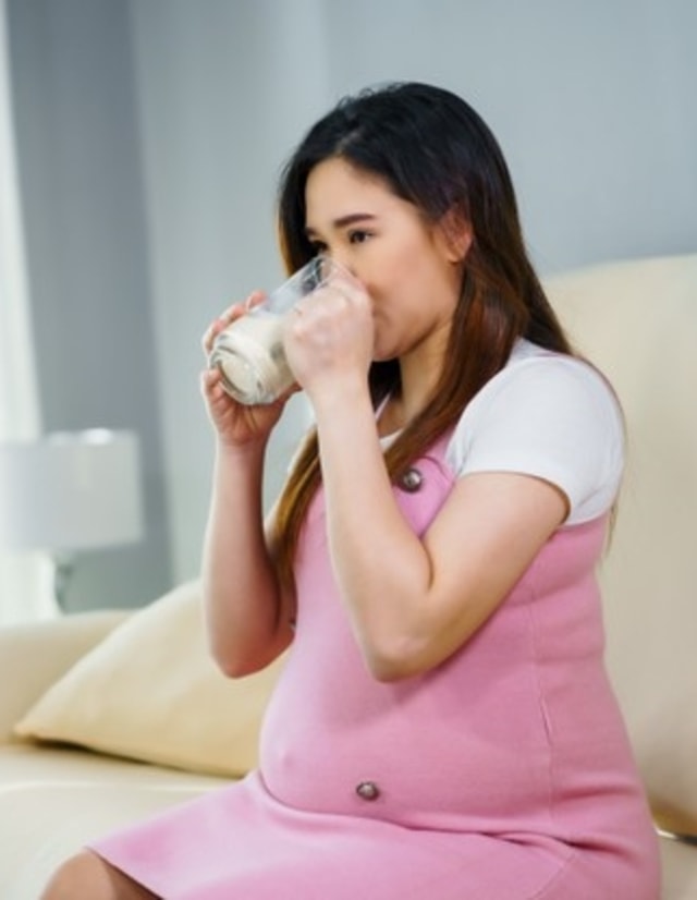 Yang Perlu Diperhatikan saat Membeli Susu Ibu Hamil Foto: Freepik
