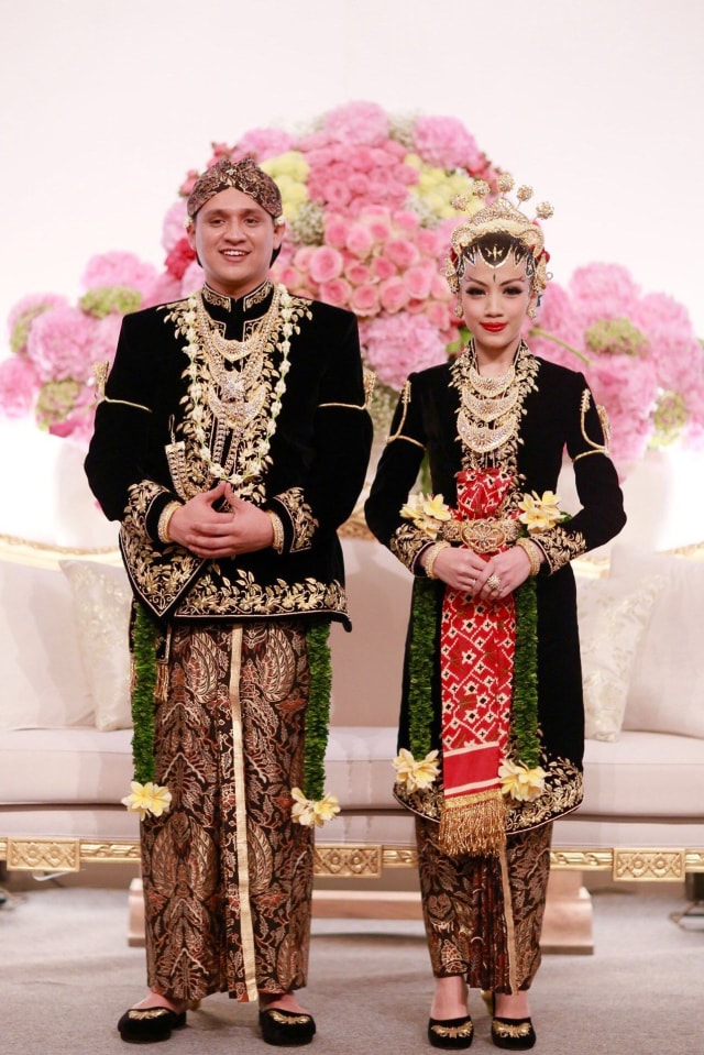 Kalender Jawa 2021 untuk Menentukan Hari Pernikahan ...