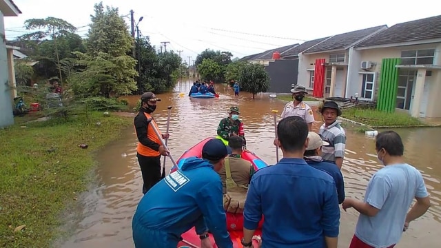 Banjir di perumahan di Cileungsi, Bogor. Foto: Dok. Istimewa