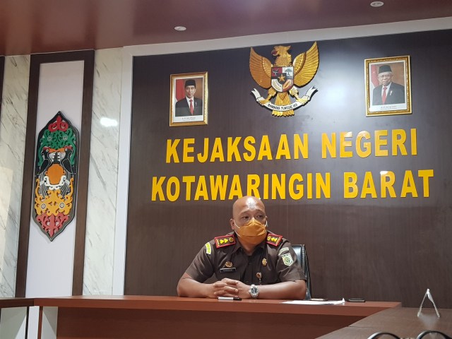 Kepala Kejaksaan Negeri Kabupaten Kotawaringin Barat Dandeni Herdiana. 