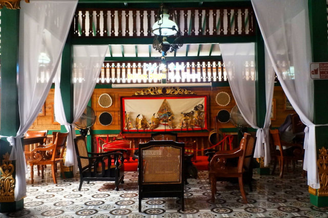 Kuliner Jogja La Rise, Menawarkan Kuliner dengan Suasana Keraton Yogyakarta (1)