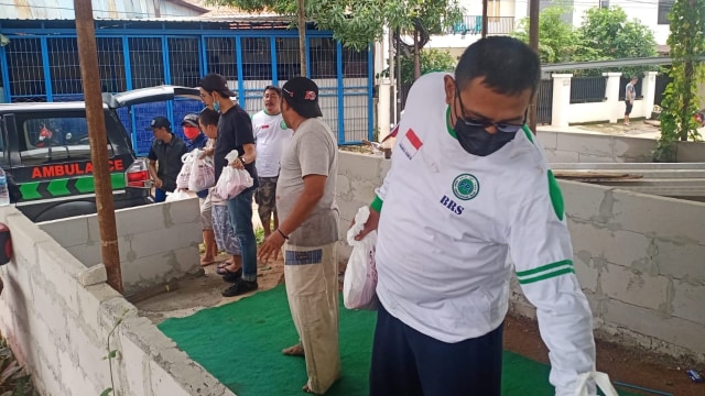 Fakta-fakta Relawan FPI Dibubarkan Polisi saat Bantu Korban Banjir (34869)